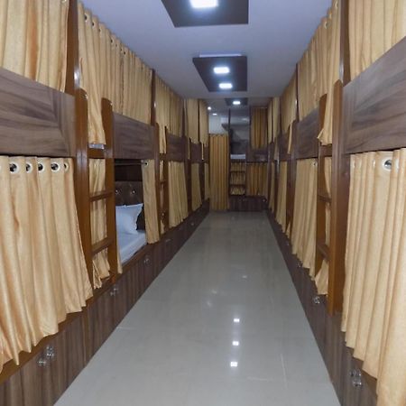 Metro Inn Dormitory Mumbai Ngoại thất bức ảnh