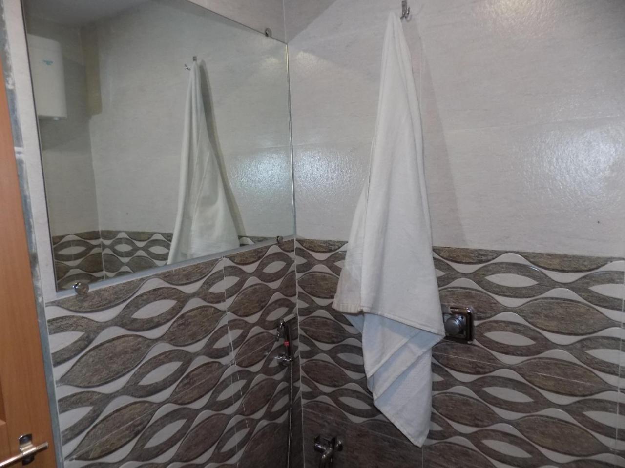 Metro Inn Dormitory Mumbai Ngoại thất bức ảnh